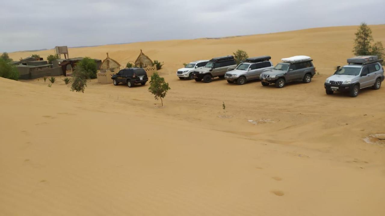 Restcamp Ergchebbi Hotell Merzouga Exteriör bild